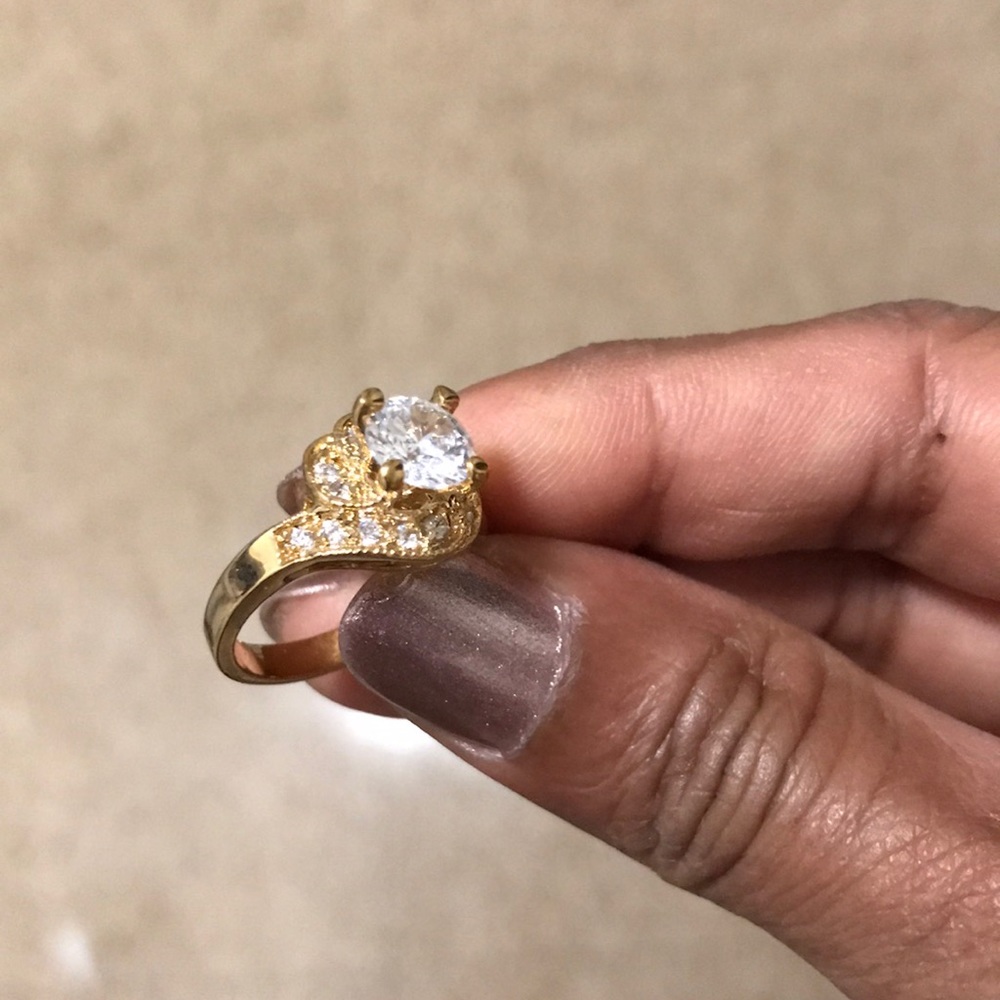 “Diamonique” ring! - Picture 2 of 4